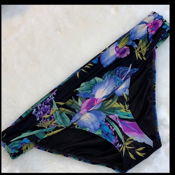 38C Vs Victoria’s Secret bombshell miraculous adds-2cups Bandeau strapless Swim - Picture 14 of 15